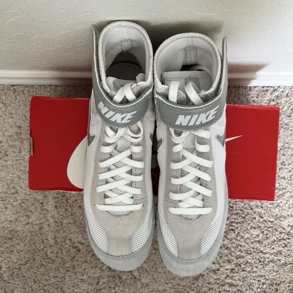 Nike SpeedSweep 7 White Metallic Silve Wrestling Shoes 366683-100 Men Size 8 New - Picture 4 of 9
